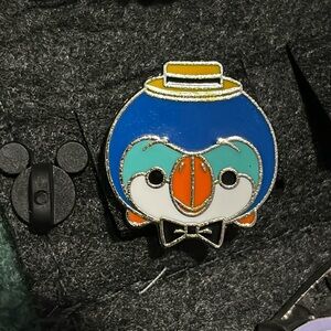 Disney barker bird pin